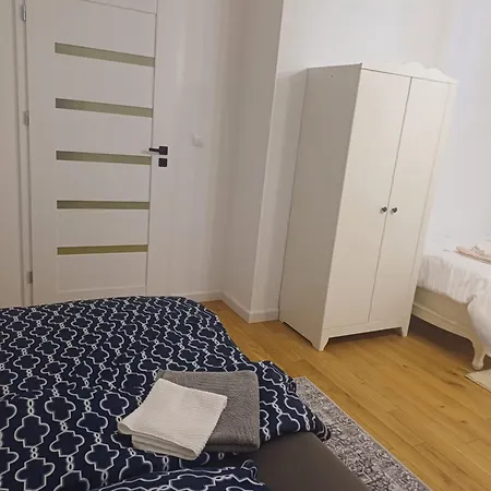 Paprotka U Rozy 23 Varsó