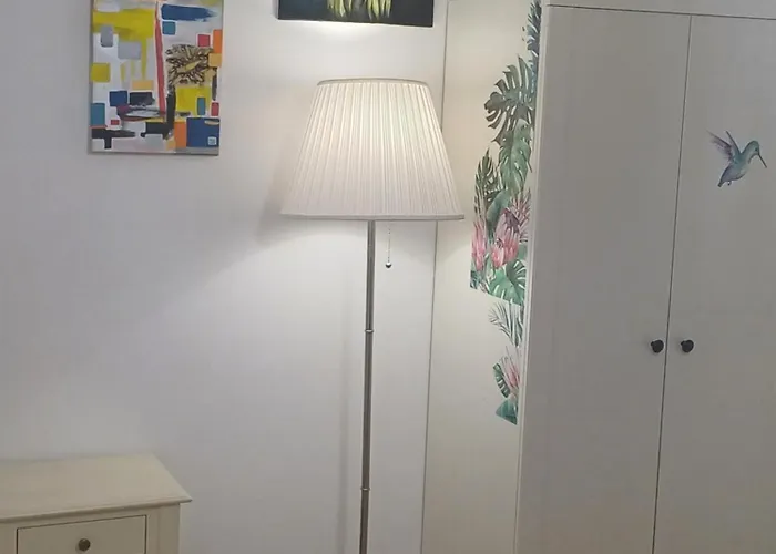 Paprotka U Rozy 23 ワルシャワ