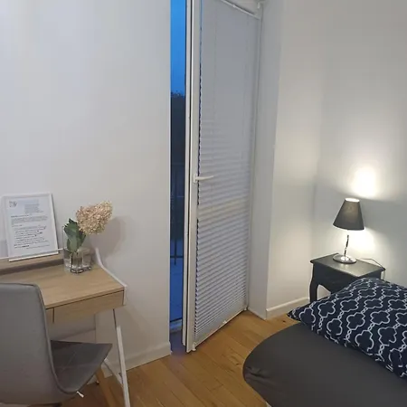 Paprotka U Rozy 23 *